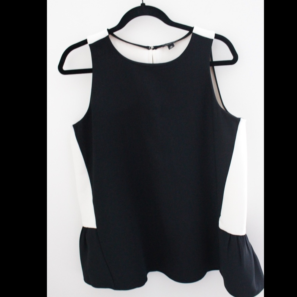 ANN TAYLOR Women’s Blouse Black White Peplum M